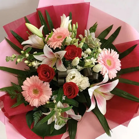 Romance Bouquet Bunches Bows Florist Shop 9 Albion Place Dunedin 9016 New Zealand